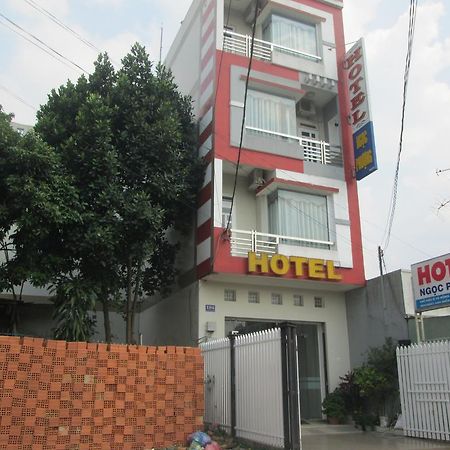 Ngoc Phuong Hotel เบ๋าลอก ภายนอก รูปภาพ