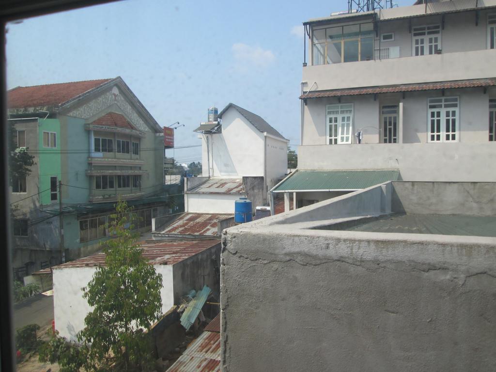 Ngoc Phuong Hotel เบ๋าลอก ภายนอก รูปภาพ